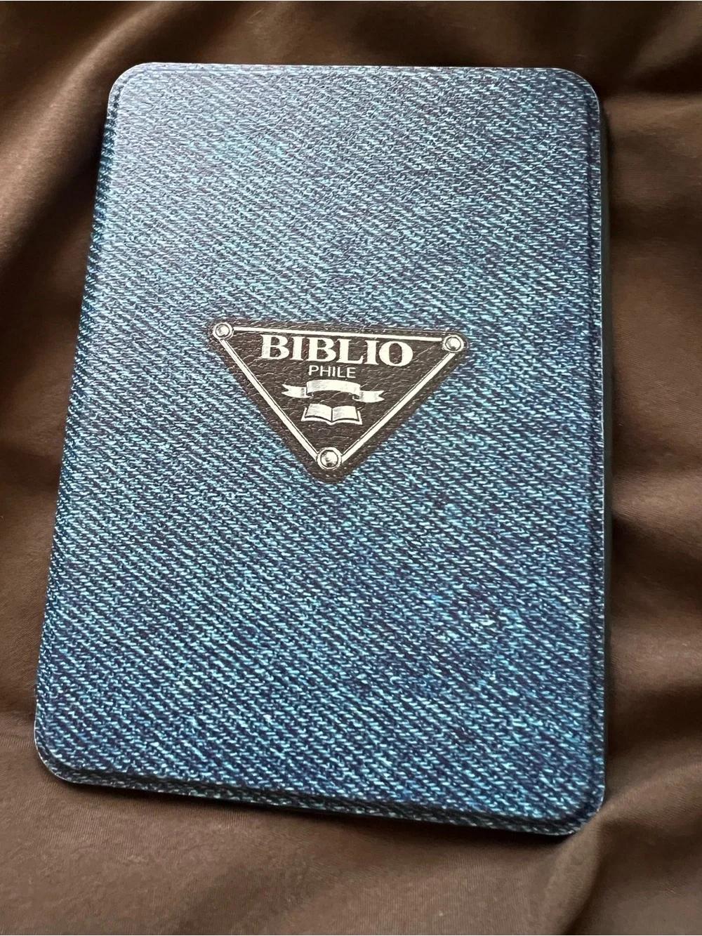 Denim designer style kindle basic case (11th generation)